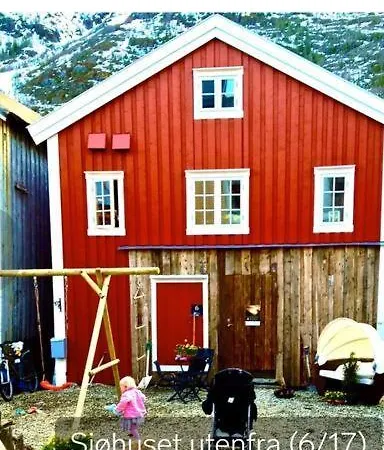 Heime Hos Ane Pa Helgeland