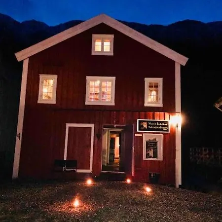Heime Hos Ane Pa Helgeland *